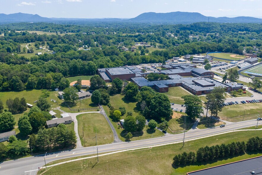 7700 Tazewell Pike, Corryton, TN à vendre - Photo de l’immeuble – Image 3 sur 26