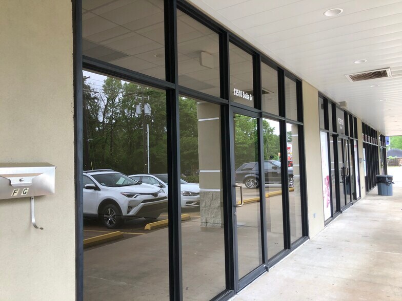 13510-13520 Perkins Rd, Baton Rouge, LA à louer - Photo de l’immeuble – Image 3 sur 25