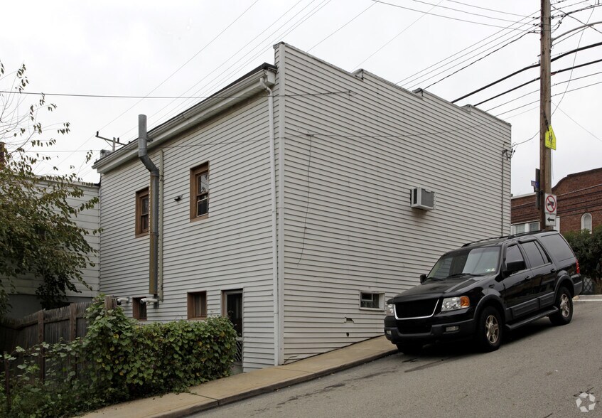 308 Freeport Rd, Pittsburgh, PA à vendre - Photo de l’immeuble – Image 2 sur 2