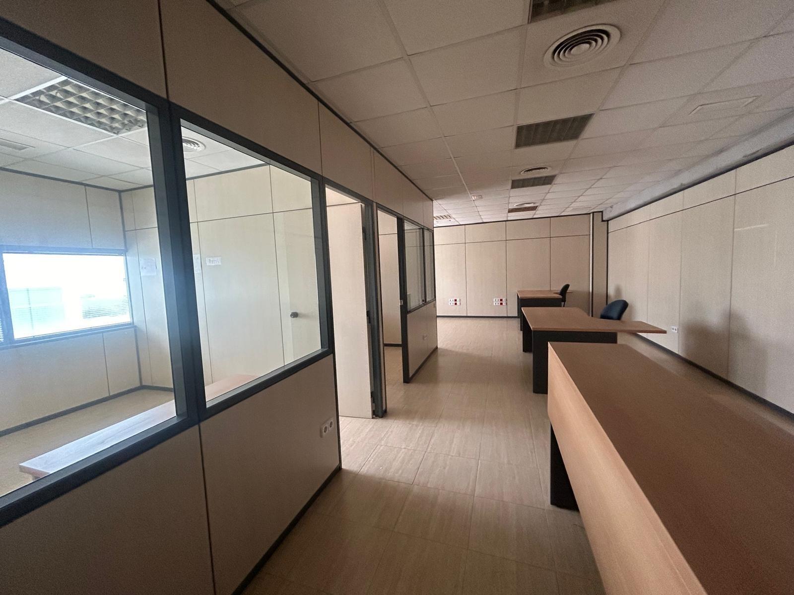 Carrer Girona (P.I. Empalme), 2, Llorenç del Penedès, Tarragona à louer Photo intérieure– Image 1 sur 9