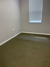 2607 Windguard Cir, Wesley Chapel, FL à louer Photo intérieure– Image 2 sur 18