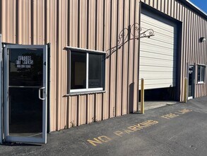 2621 NE 9th Ave, Cape Coral, FL à louer Photo intérieure– Image 1 sur 7