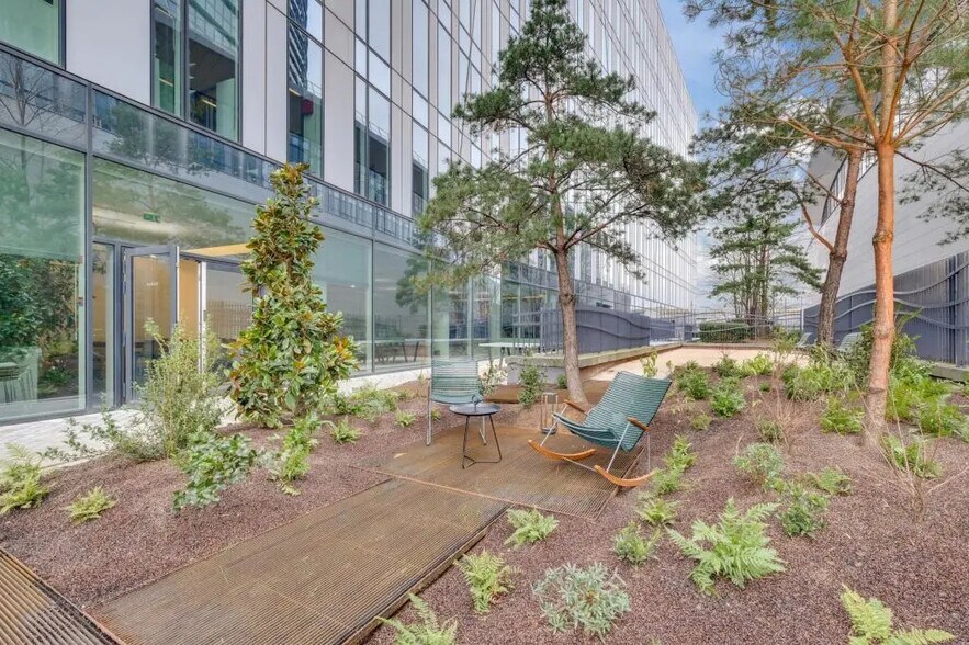 21 Rue Bara, Issy-les-Moulineaux à louer - Photo de l’immeuble – Image 3 sur 14