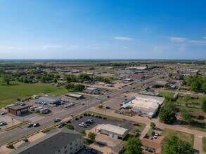 3115 N 14th St, Ponca City, OK - VUE AÉRIENNE  vue de carte - Image1