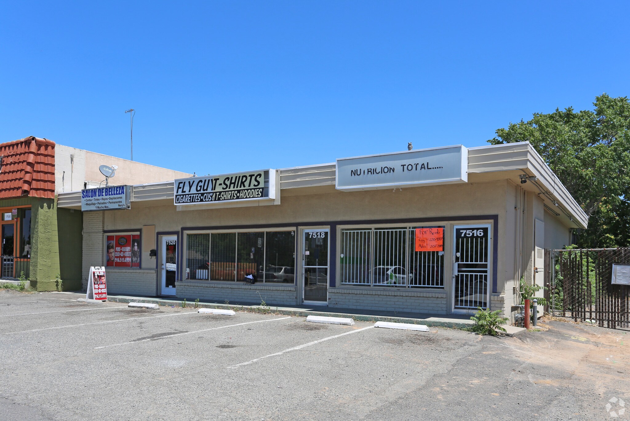 7518-7520 Auburn Blvd, Citrus Heights, CA à louer Photo principale– Image 1 sur 5