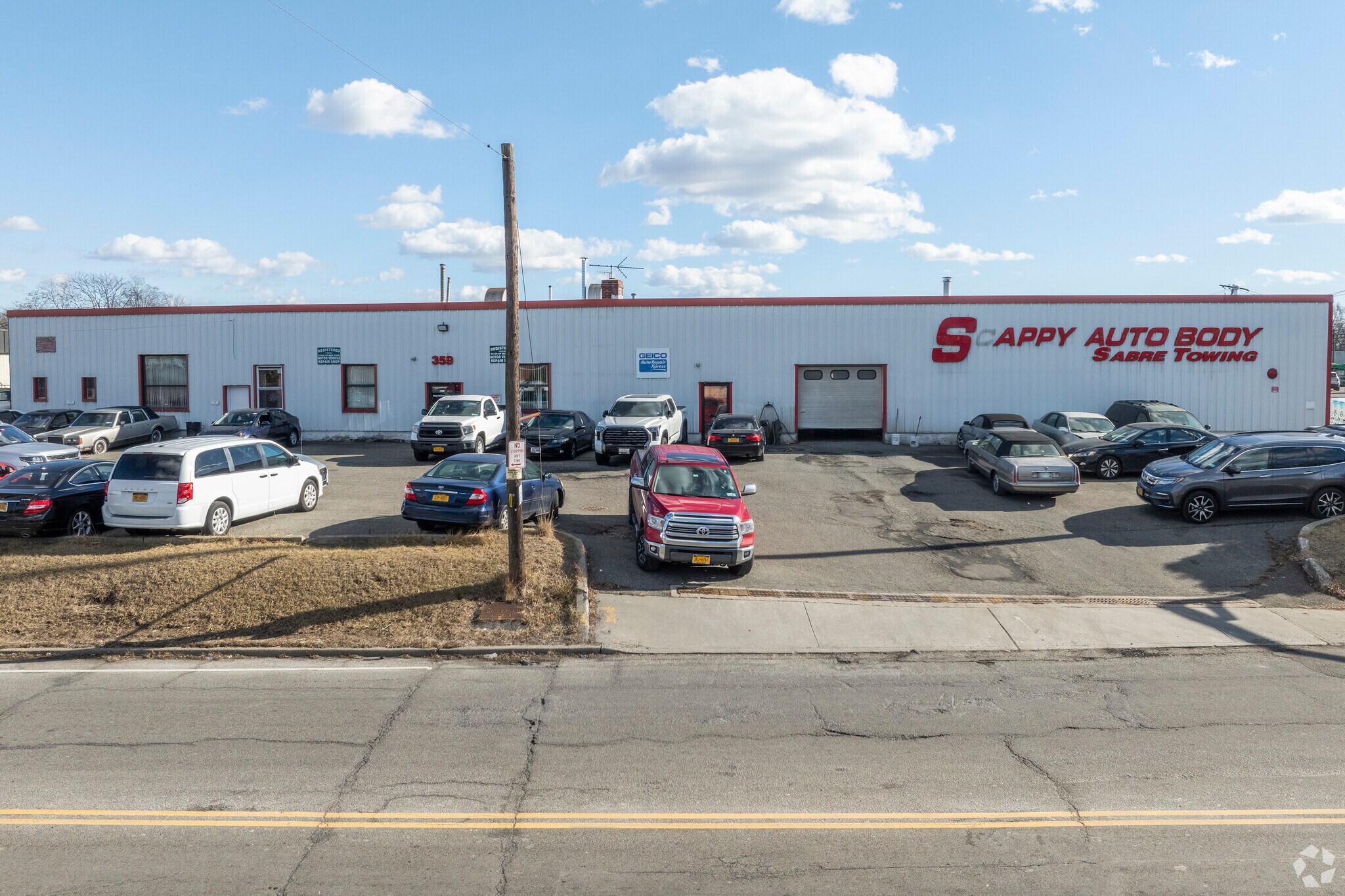 359 Duffy Ave, Hicksville, NY à vendre Photo de l’immeuble– Image 1 sur 13