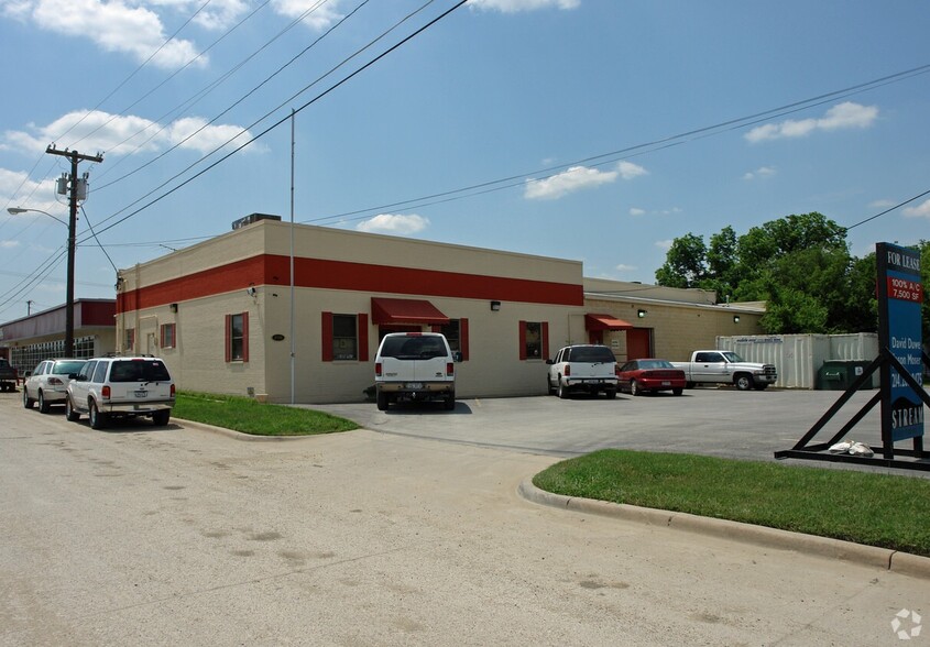 2720 Manor Way, Dallas, TX à vendre - Photo de l’immeuble – Image 2 sur 4