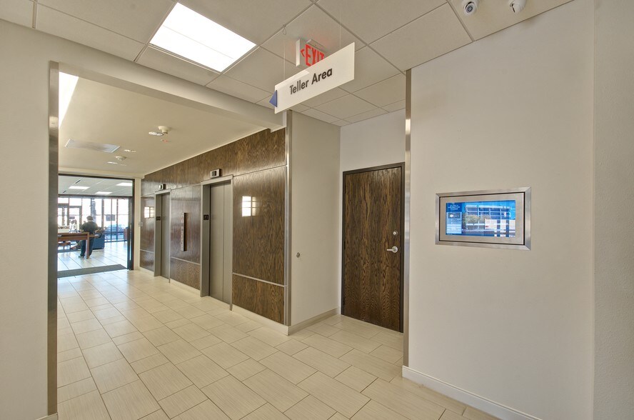 1600 E Pioneer Pky, Arlington, TX à louer - Photo intérieure – Image 3 sur 10