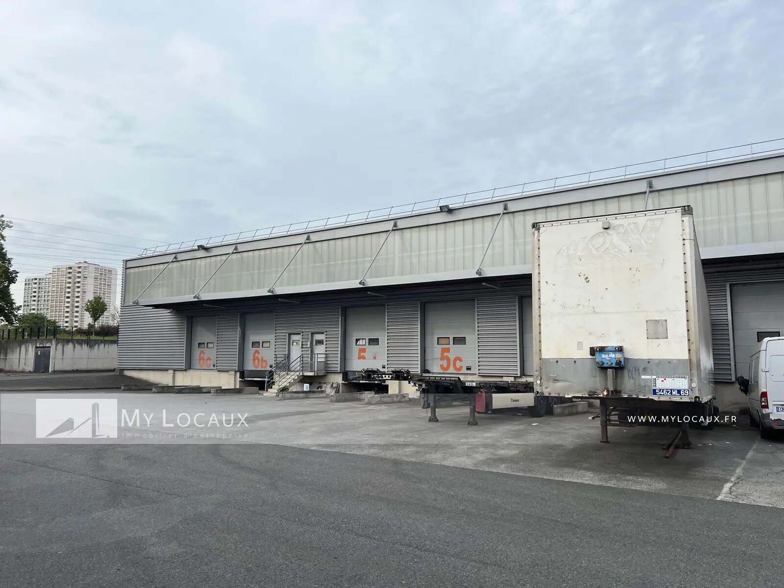 Industriel/Logistique dans Gennevilliers à louer Photo de l’immeuble– Image 1 sur 11