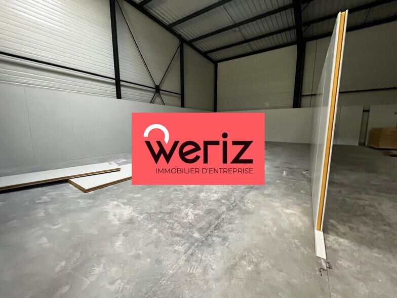 281 Avenue Des Chasseens, Gardanne à louer - Photo de l’immeuble – Image 2 sur 5