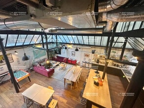 65 Rue De Reuilly, Paris à vendre Photo intérieure– Image 2 sur 6