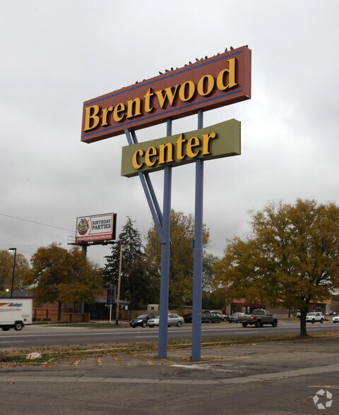 1901-2099 S Federal Blvd, Denver, CO à louer - Photo de l’immeuble – Image 3 sur 13