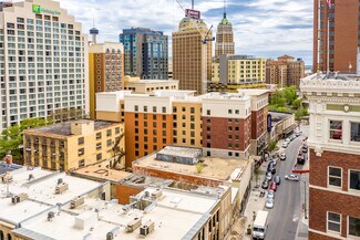 Plus de détails pour 118 Soledad St, San Antonio, TX - Bureau/Local commercial à louer