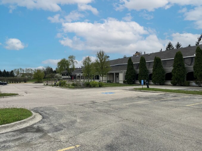 4555 W York House Rd, Wadsworth, IL à vendre - Photo de l’immeuble – Image 3 sur 14