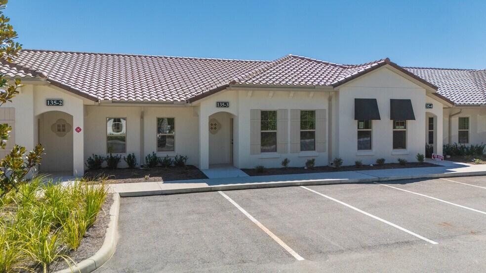 135 Land Grant St, Saint Augustine, FL à louer - Photo de l’immeuble – Image 2 sur 11