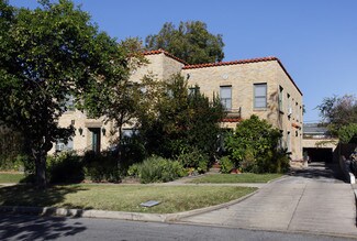 Plus de détails pour 329 W Huisache Ave, San Antonio, TX - Logement à vendre