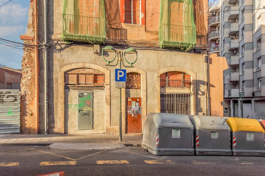 Immeuble residentiel dans Tarragona, Tarragona à vendre - Photo de l’immeuble – Image 3 sur 4