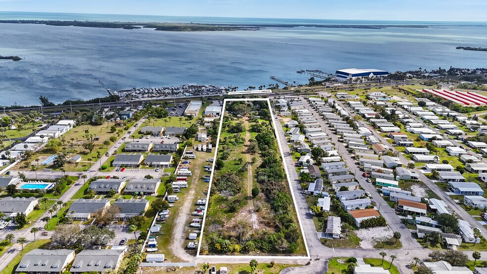 8560-8580 US Highway 1, Micco, FL à vendre - Photo de l’immeuble – Image 2 sur 5