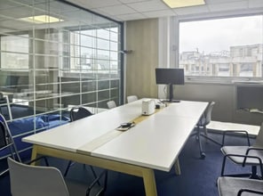 Rue Des Ardennes, Paris à louer Photo intérieure– Image 2 sur 2