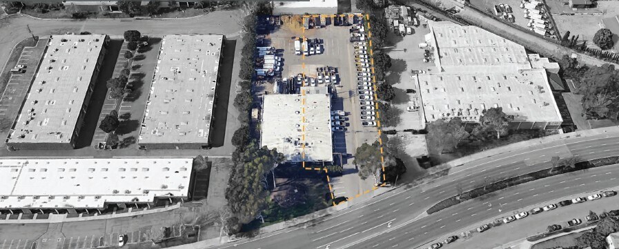 2200 S Fairview St, Santa Ana, CA à louer - Photo principale – Image 1 sur 1