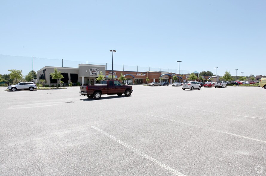 8703 Highway 17 Byp S, Surfside Beach, SC à louer - Photo de l’immeuble – Image 3 sur 10