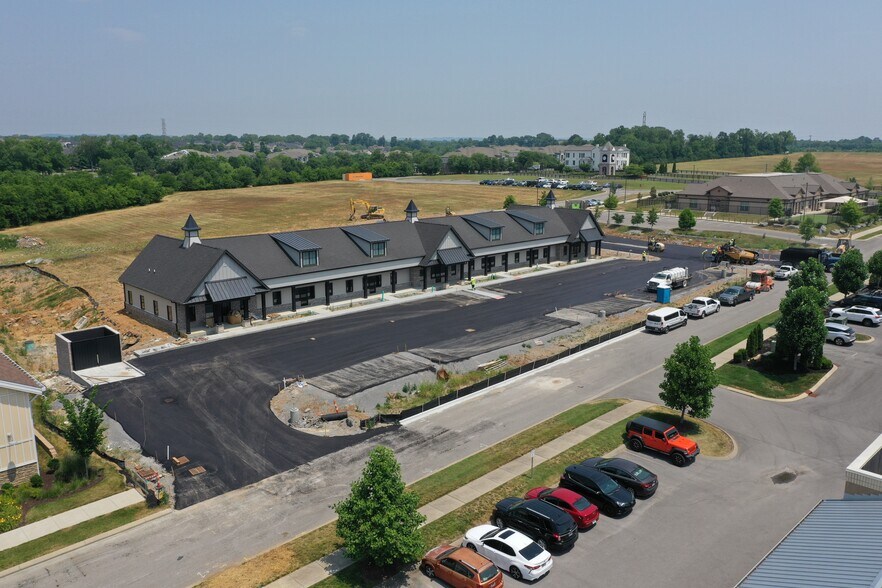 210 Baber Park West Blvd, Gallatin, TN à louer - Photo de l’immeuble – Image 2 sur 4