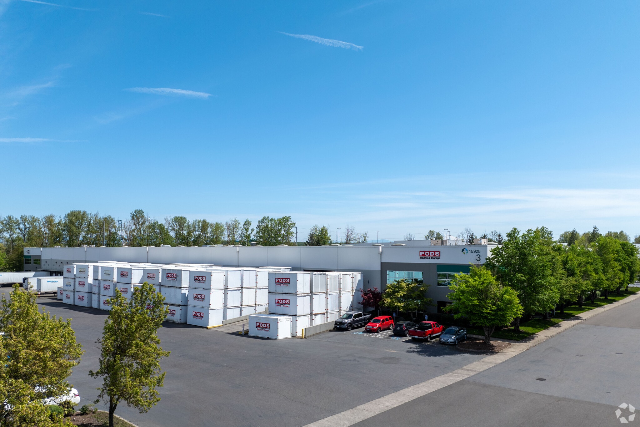 15925 N Lombard St, Portland, OR à louer Photo principale– Image 1 sur 6