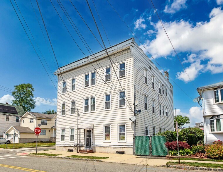 61-63 Chestnut St, West Orange, NJ à vendre - Photo de l’immeuble – Image 2 sur 5