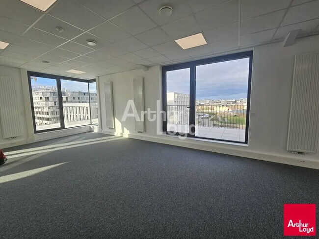Plus de détails pour Bureau à louer