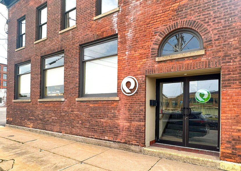 412 Main St, Utica, NY à louer - Photo de l’immeuble – Image 1 sur 41