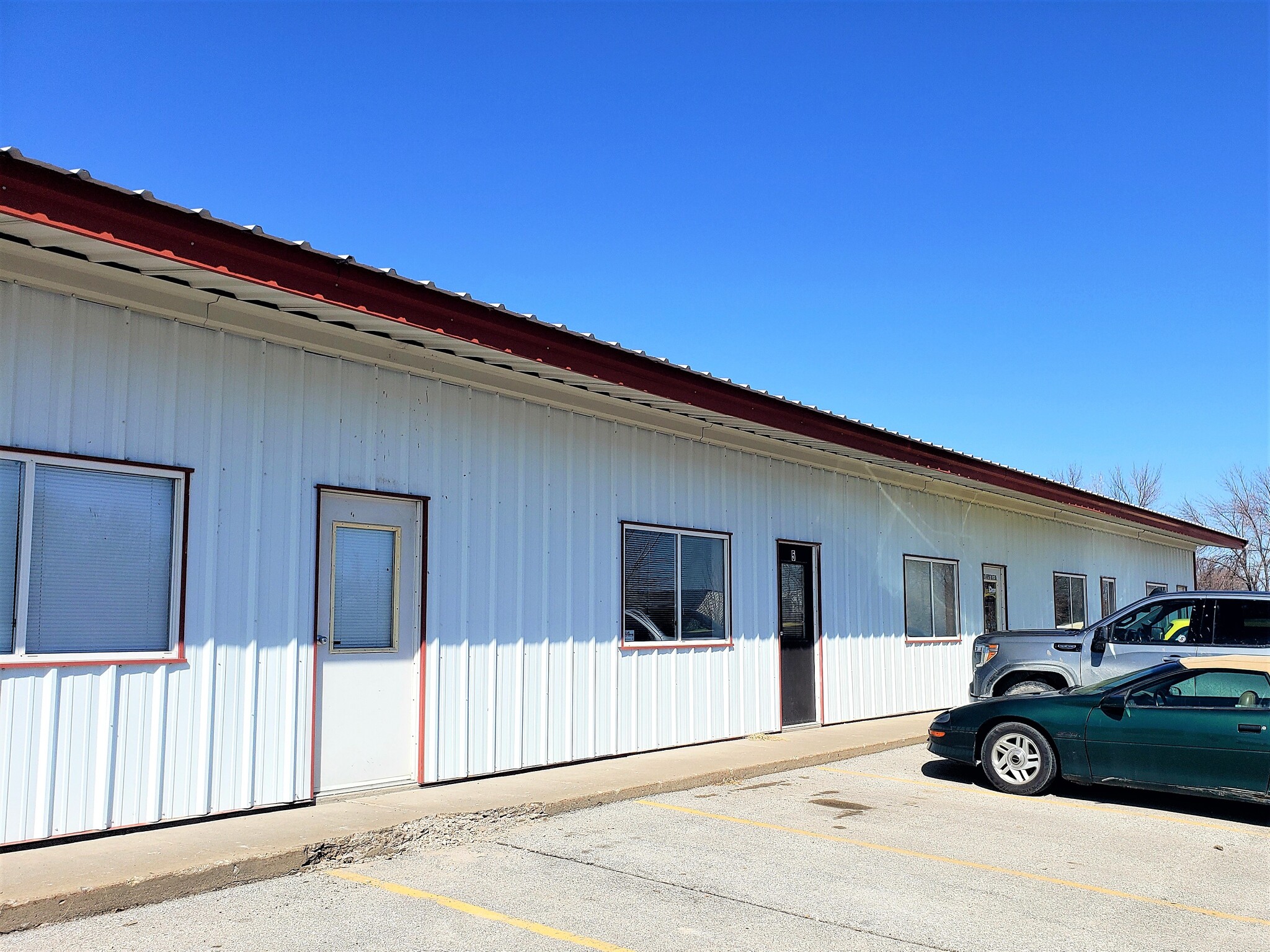 1201 Airport Rd, Ames, IA à louer Photo de l’immeuble– Image 1 sur 2