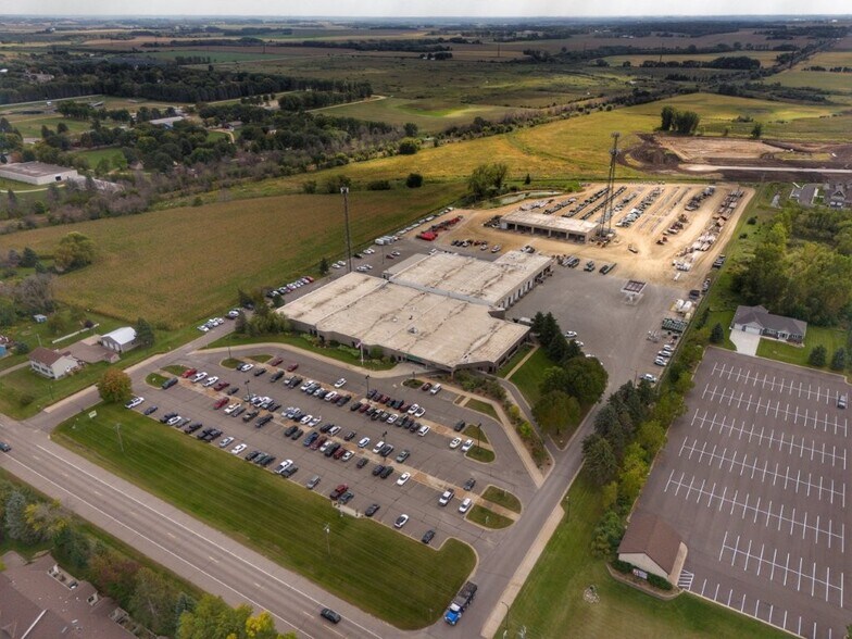 4300 W 220th St, Farmington, MN à vendre - Photo principale – Image 1 sur 2