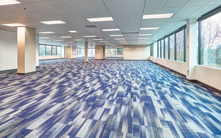 7777 Golden Triangle Dr, Eden Prairie, MN à louer - Photo intérieure – Image 2 sur 6