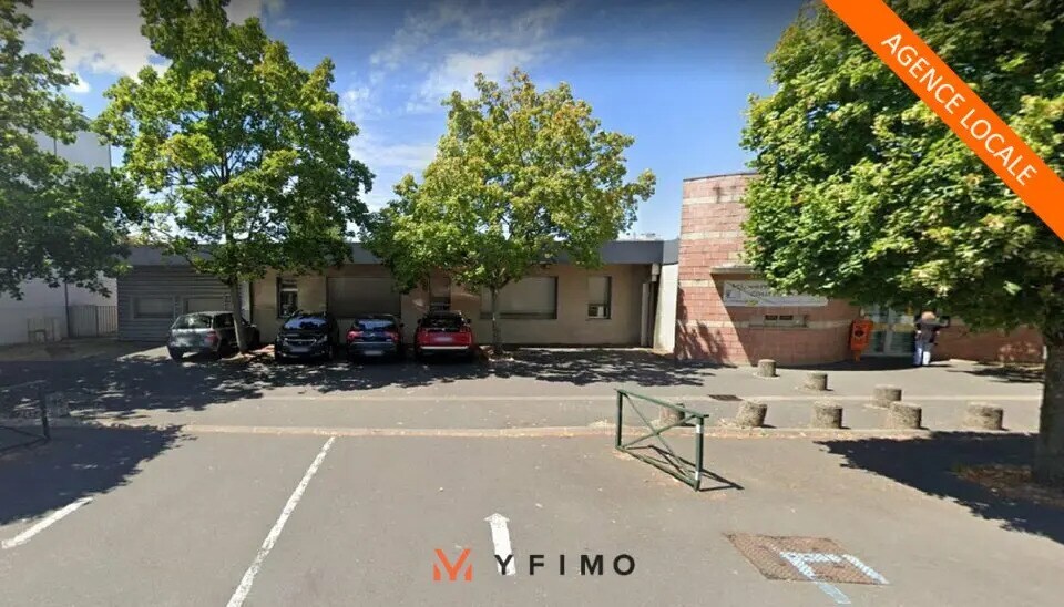 Local d'activités dans Conflans-Sainte-Honorine à vendre Photo de l’immeuble– Image 1 sur 8