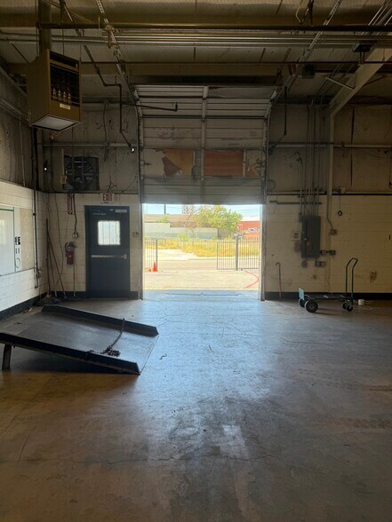 911 N Frio St, San Antonio, TX à louer - Photo de l’immeuble – Image 2 sur 37