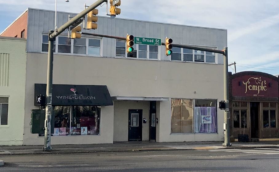 2707-2711 W Broad St, Richmond, VA à louer - Photo de l’immeuble – Image 1 sur 2