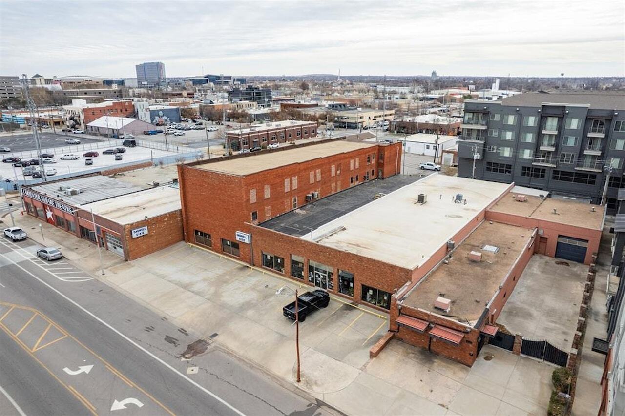 800-820 W Main St. Oklahoma City, OK portefeuille de 3 biens à vendre sur LoopNet.fr Photo principale– Image 1 sur 15