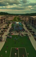 15325 Old Town Dr, Parkville, MO - Vue aérienne  vue de carte - Image1