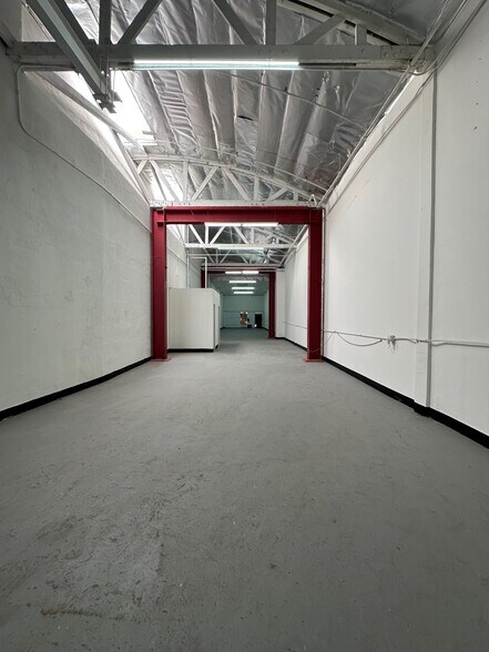 2001-2031 S Santa Fe Ave, Los Angeles, CA à louer - Photo de l’immeuble – Image 3 sur 19