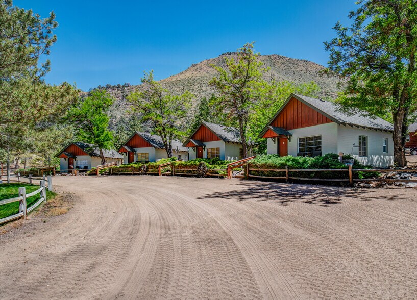 106705 US Highway 395, Coleville, CA à vendre - Photo de l’immeuble – Image 2 sur 36