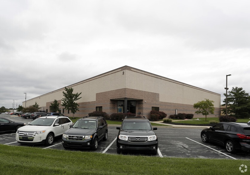 2 Boulden Cir, New Castle, DE à louer - Photo principale – Image 1 sur 3