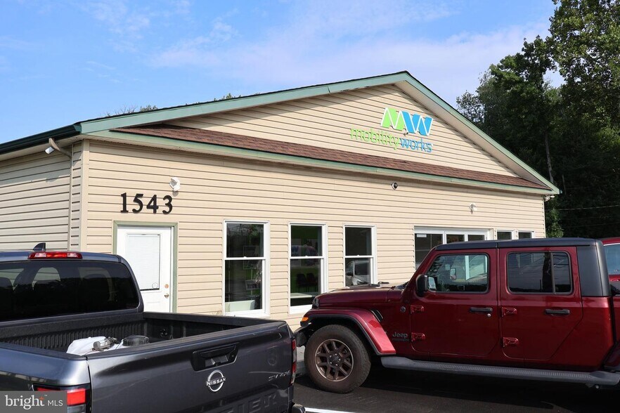1543 Gateway Blvd, Woodbury, NJ à vendre - Photo de l’immeuble – Image 1 sur 8
