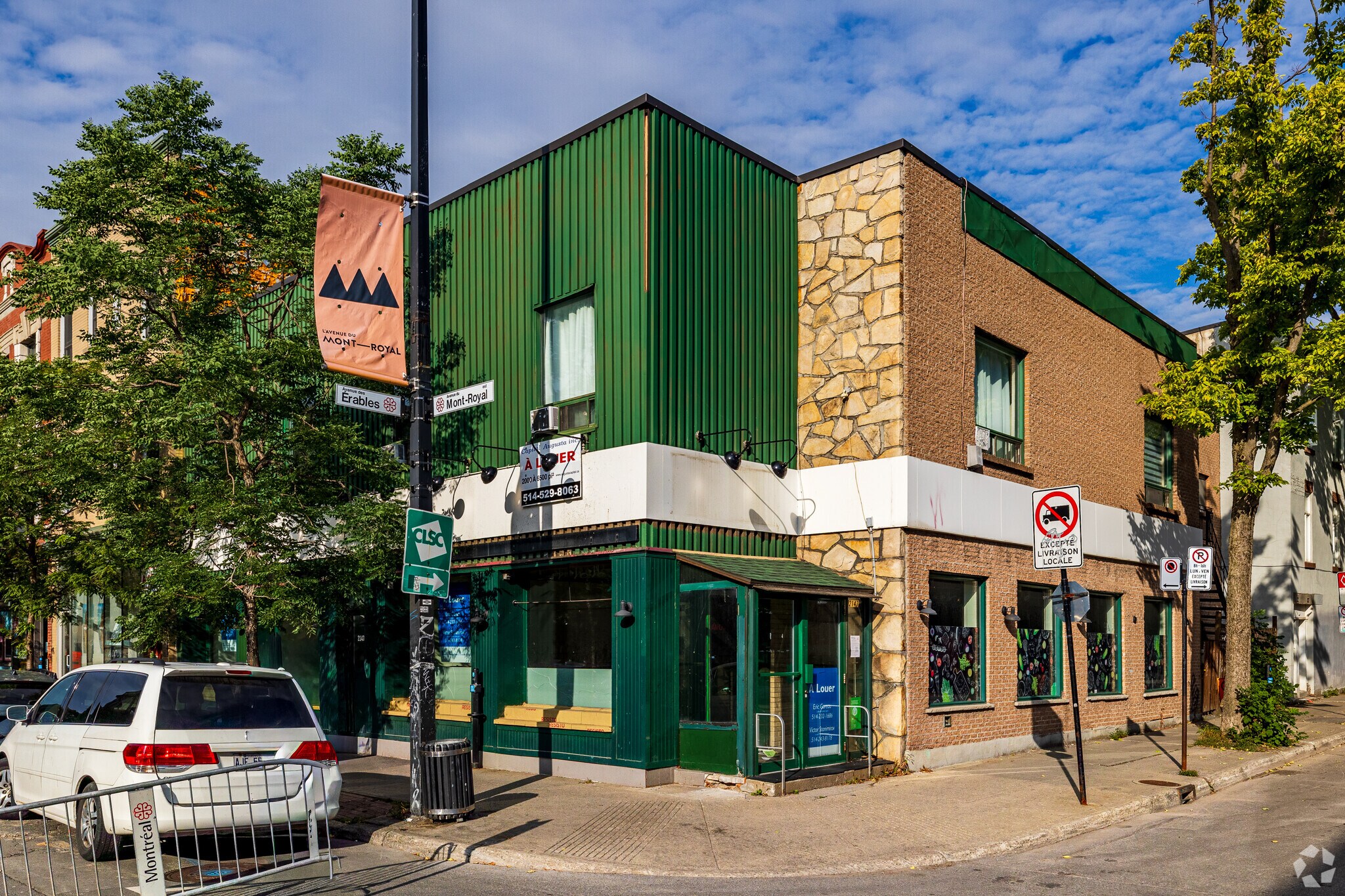 2147 Av Du Mont-Royal E, Montréal, QC à louer Photo principale– Image 1 sur 3