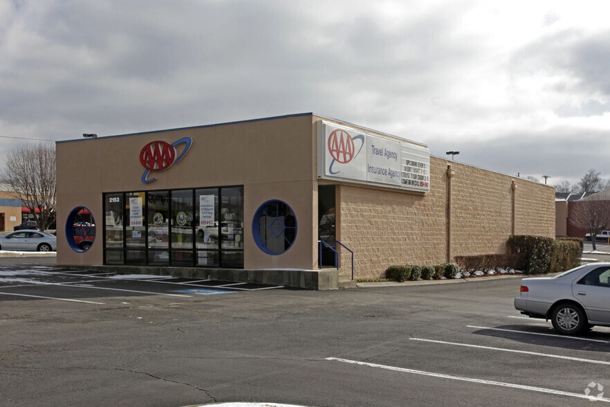 2103-2151 Gallatin Pike N, Madison, TN à louer - Photo principale – Image 2 sur 4