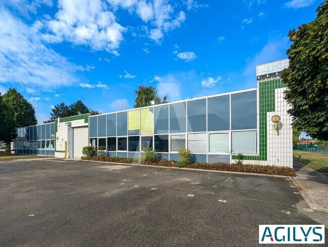 Plus de détails pour 16-18 Avenue De La Baltique, Villebon-sur-Yvette - Local d'activités à louer