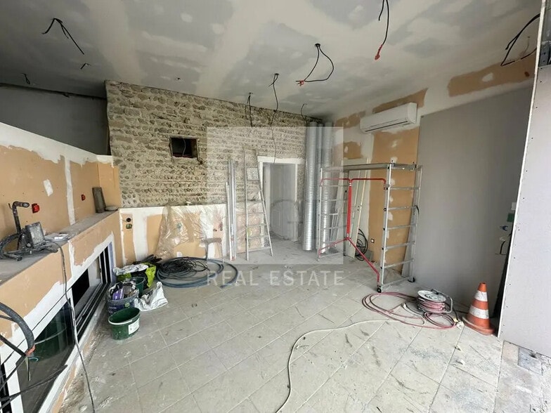 Local commercial dans Caluire-et-Cuire à louer - Photo intérieure – Image 2 sur 8