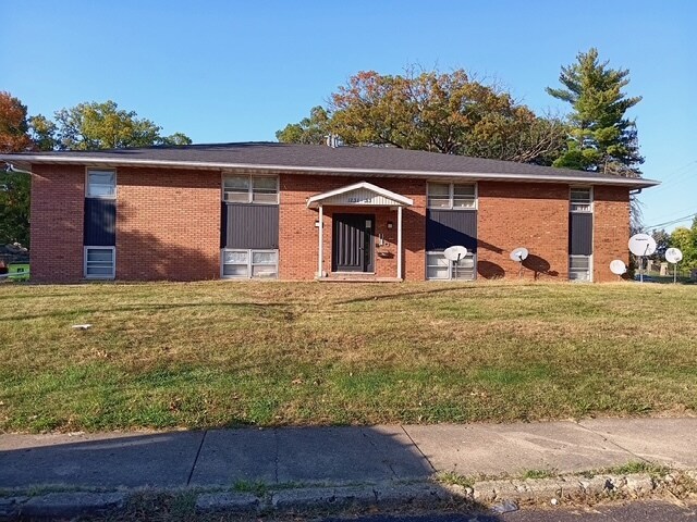 1233 E Maywood Ave, Peoria, IL à vendre Photo principale– Image 1 sur 2