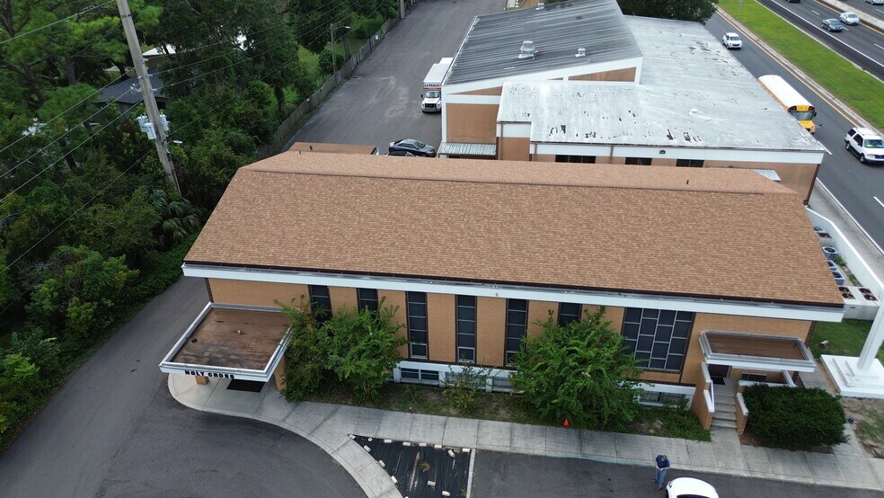 6612 Arlington Expy, Jacksonville, FL à louer - Photo de l’immeuble – Image 2 sur 37