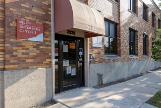 Plus de détails pour 2225 W Harrison St, Chicago, IL - Bureau à louer