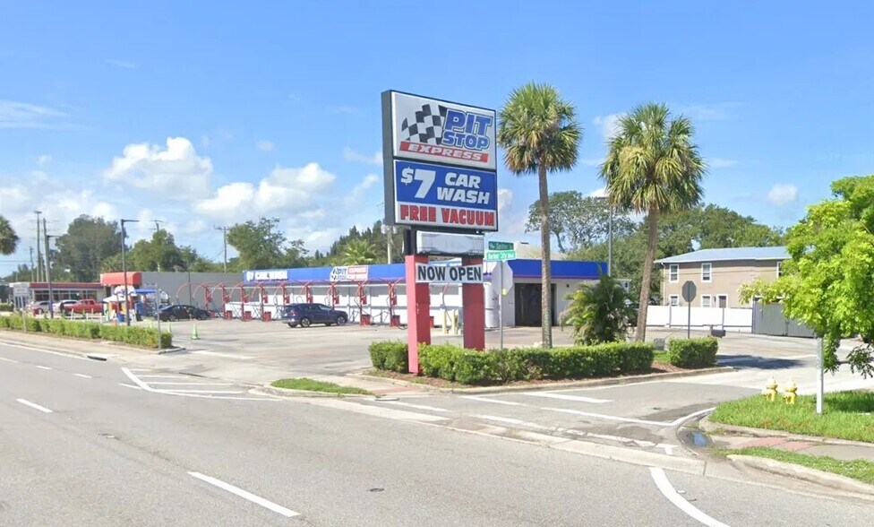 950 N Harbor City Blvd, Melbourne, FL à vendre - Photo de l’immeuble – Image 2 sur 12